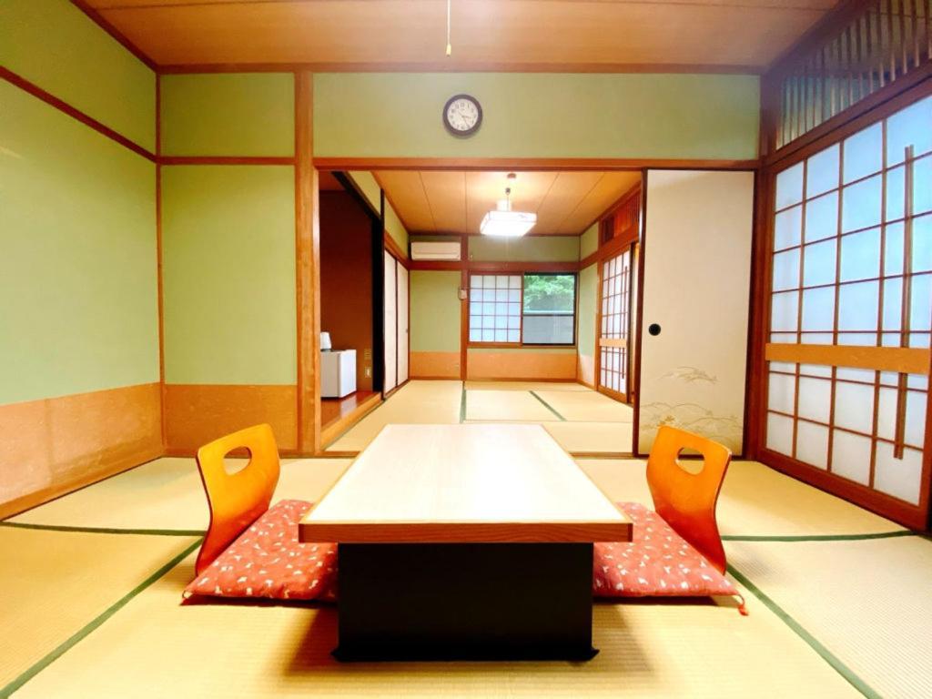 Ban-Ya Hot Spring Inn Yufu Exterior photo