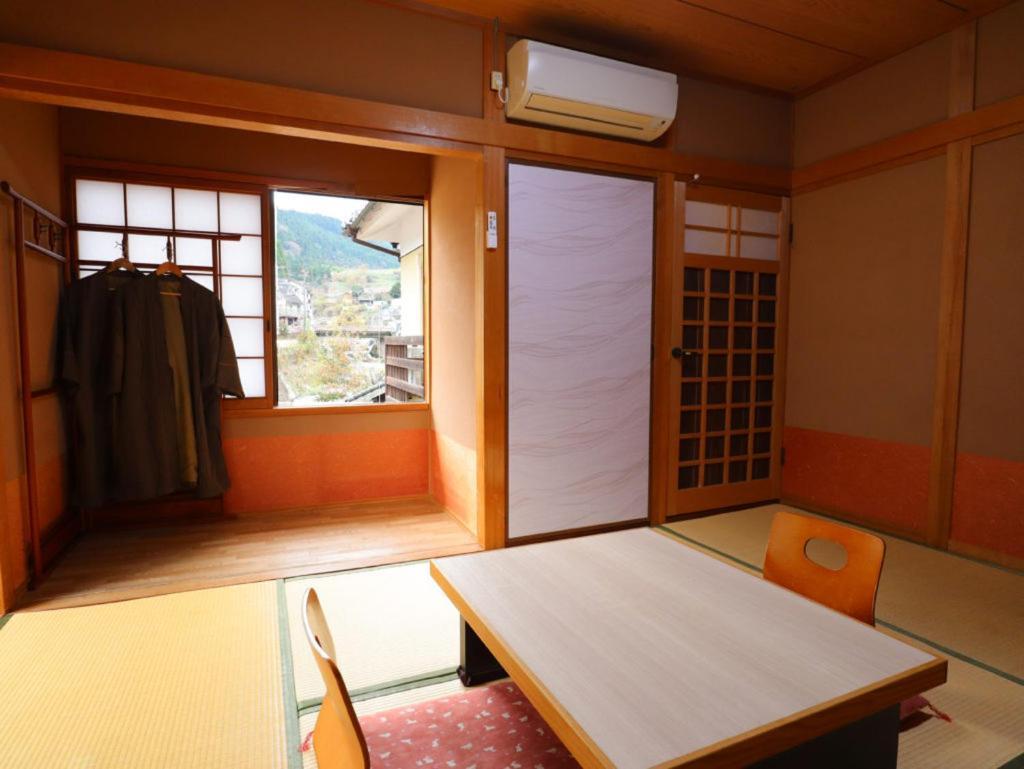 Ban-Ya Hot Spring Inn Yufu Exterior photo